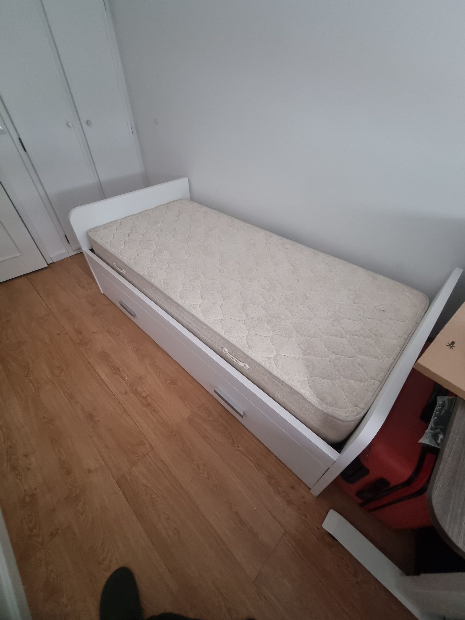 Cama solteiro extensível