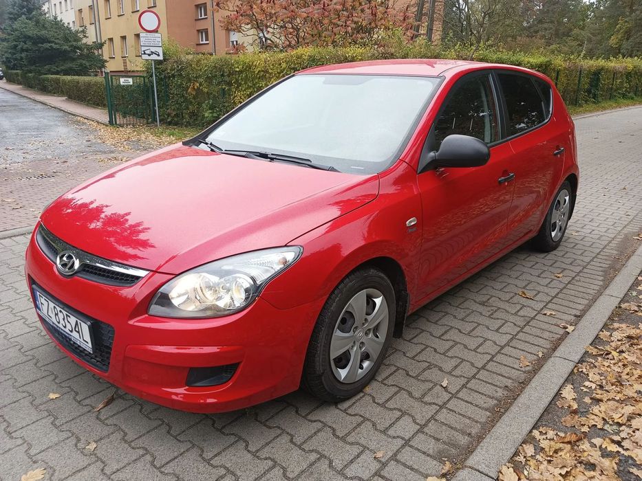 Hyundai I30 14 lat w rodzinie, zadbany,mały przebieg 94 tys km