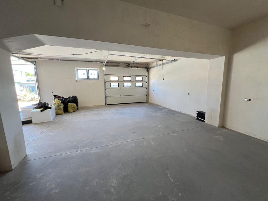 Hala magazyn warsztat do wynajecia 160m2 2 bramy Trzebnica