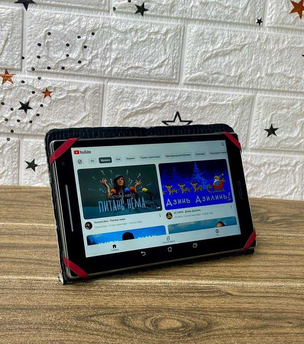 Планшет Asus 8 дюймів