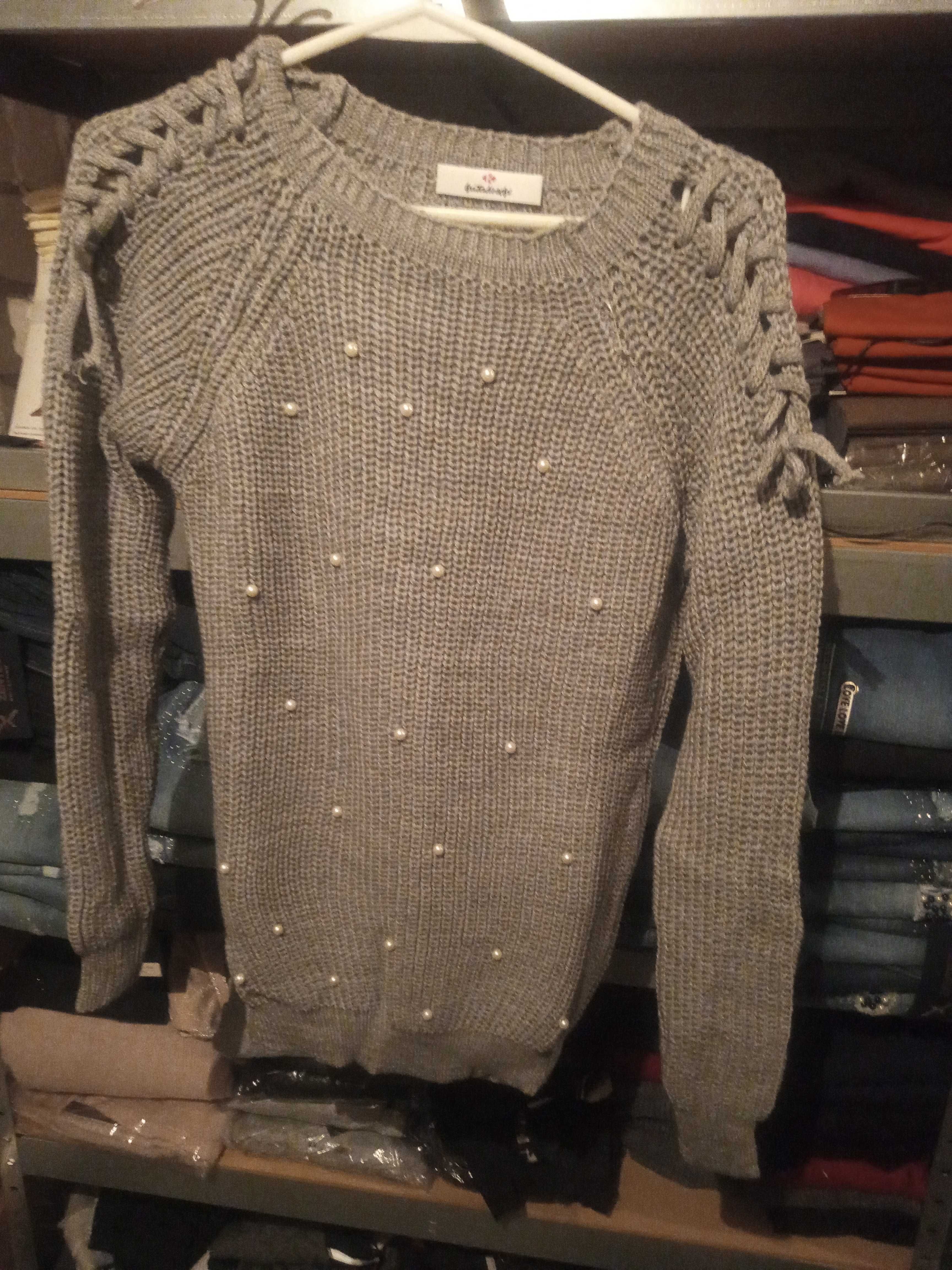 Swetry damskie różne wzory wyprzedaż moda katalinski