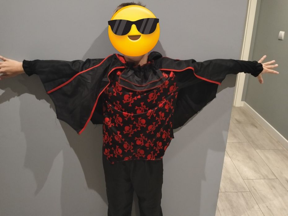 Strój Draculi rozm. 140 cm