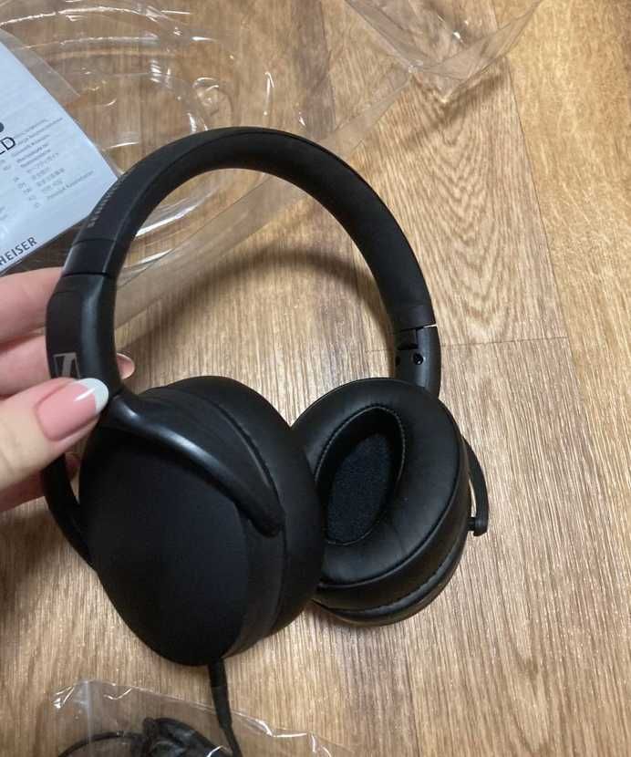 Повнорозмірні навушники Sennheiser HD 400S