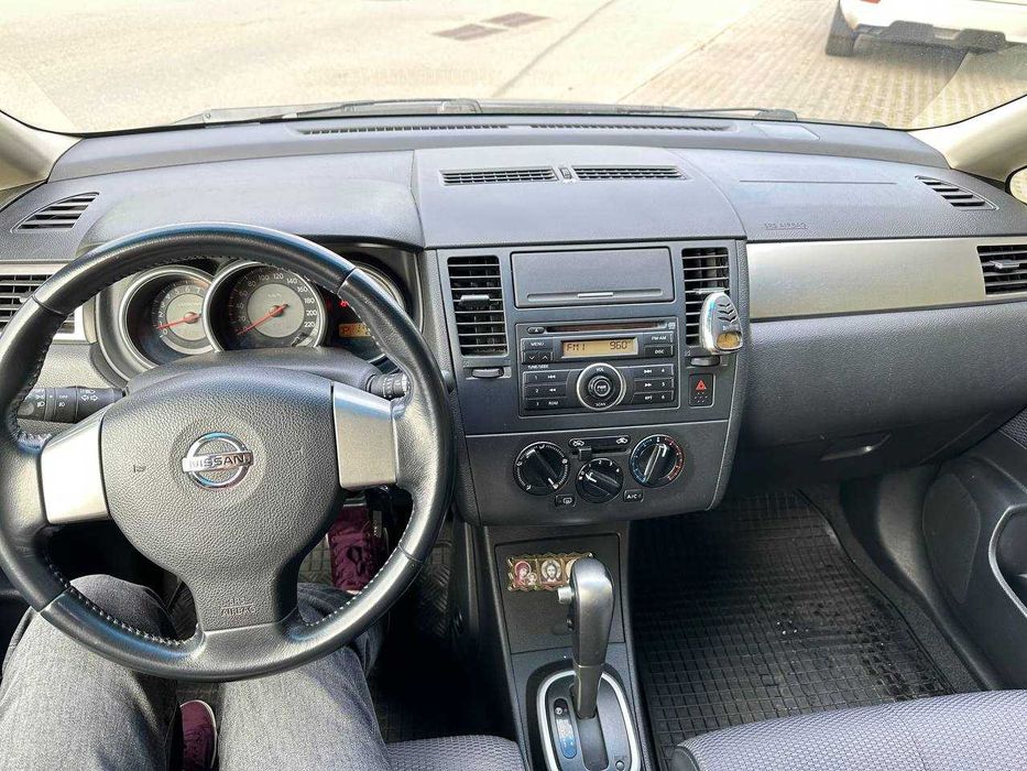 Nissan Tiida 2008г.