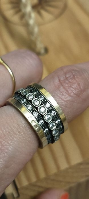 Anel em prata e ouro