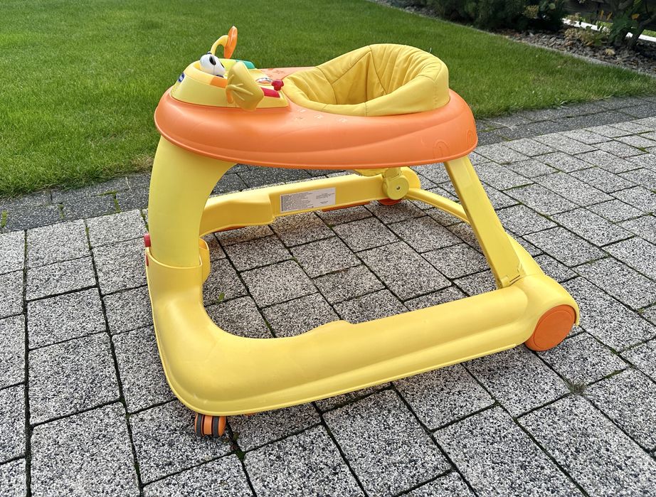 Jeździk chodzik pchacz Chicco 123