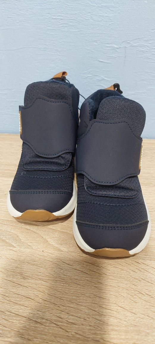 Sneakersy chłopięce rozm.31 , dl.wk.wew 19.5cm