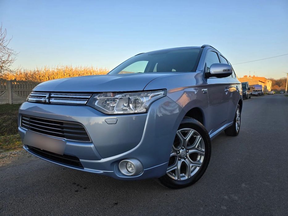Mitsubishi Outlander 4x4 Hybryda Automat Do końca serwis