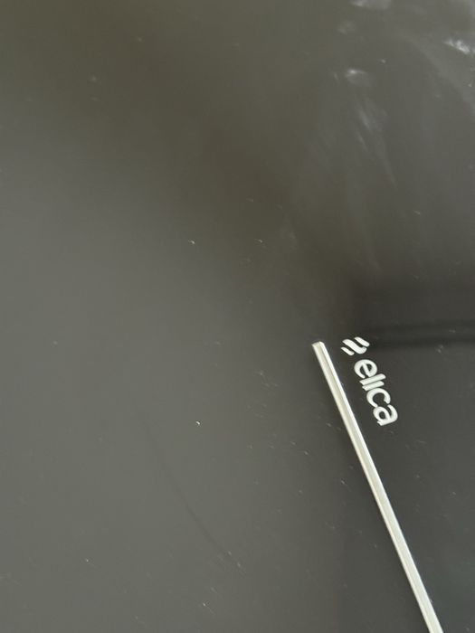 Продається італійська витяжка Elica LESSENZA BL/A/90