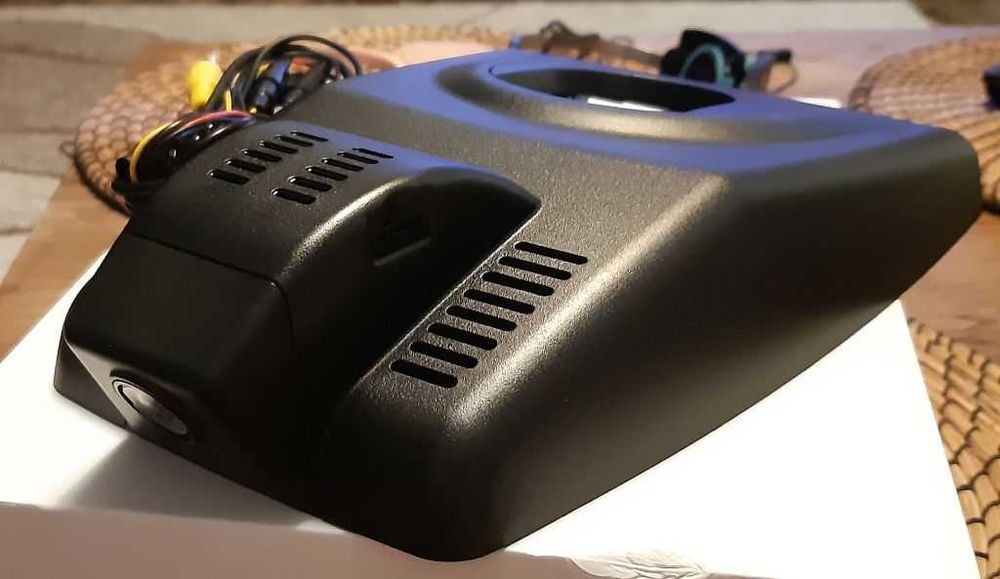 Kamera samochodowa Wideorejestrator FitCamX dedykowany do Toyota Rav4