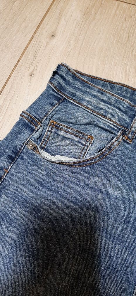 Spodnie jeansowe jeansy dla chłopca Reserved 146 cm