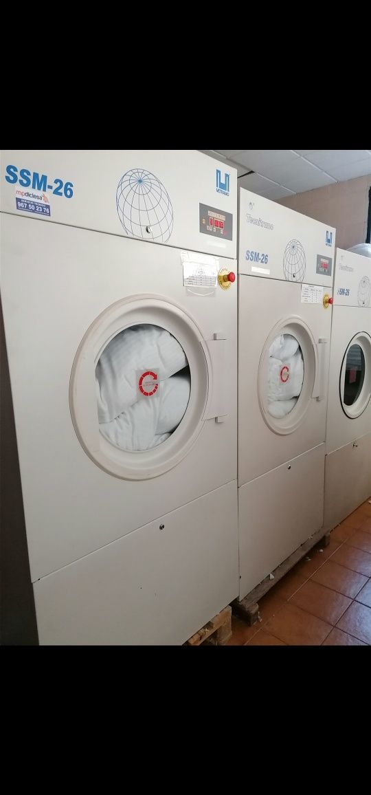 Máquina de lavar e secar roupa industrial professional