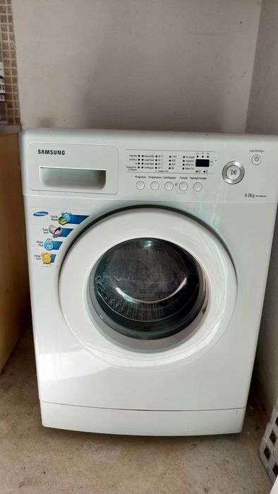 Máquina lavar roupa Samsung praticamente nova
