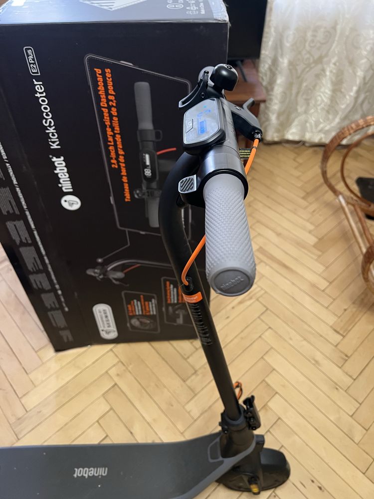 Електросамокат Segway Ninebot E2 Plus E Black
