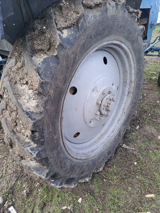 Продам трактор юмз 6