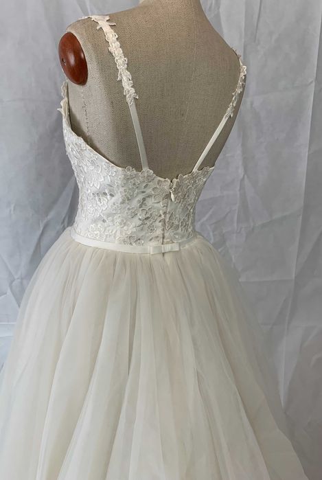 Bajkowa nowa suknia ślubna 40 księżniczka princessa ivory ramiączka