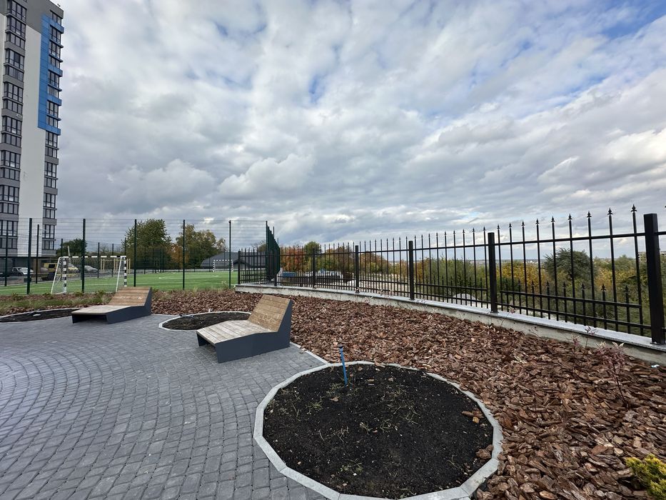 Продам квартиру на Біговій 17