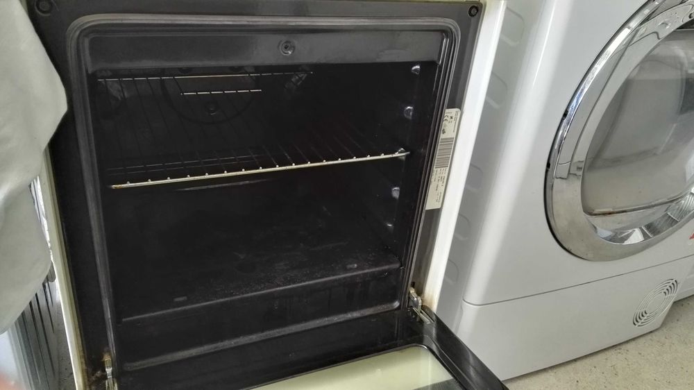 Kuchenka elektryczna niemieckiej marki Privileg