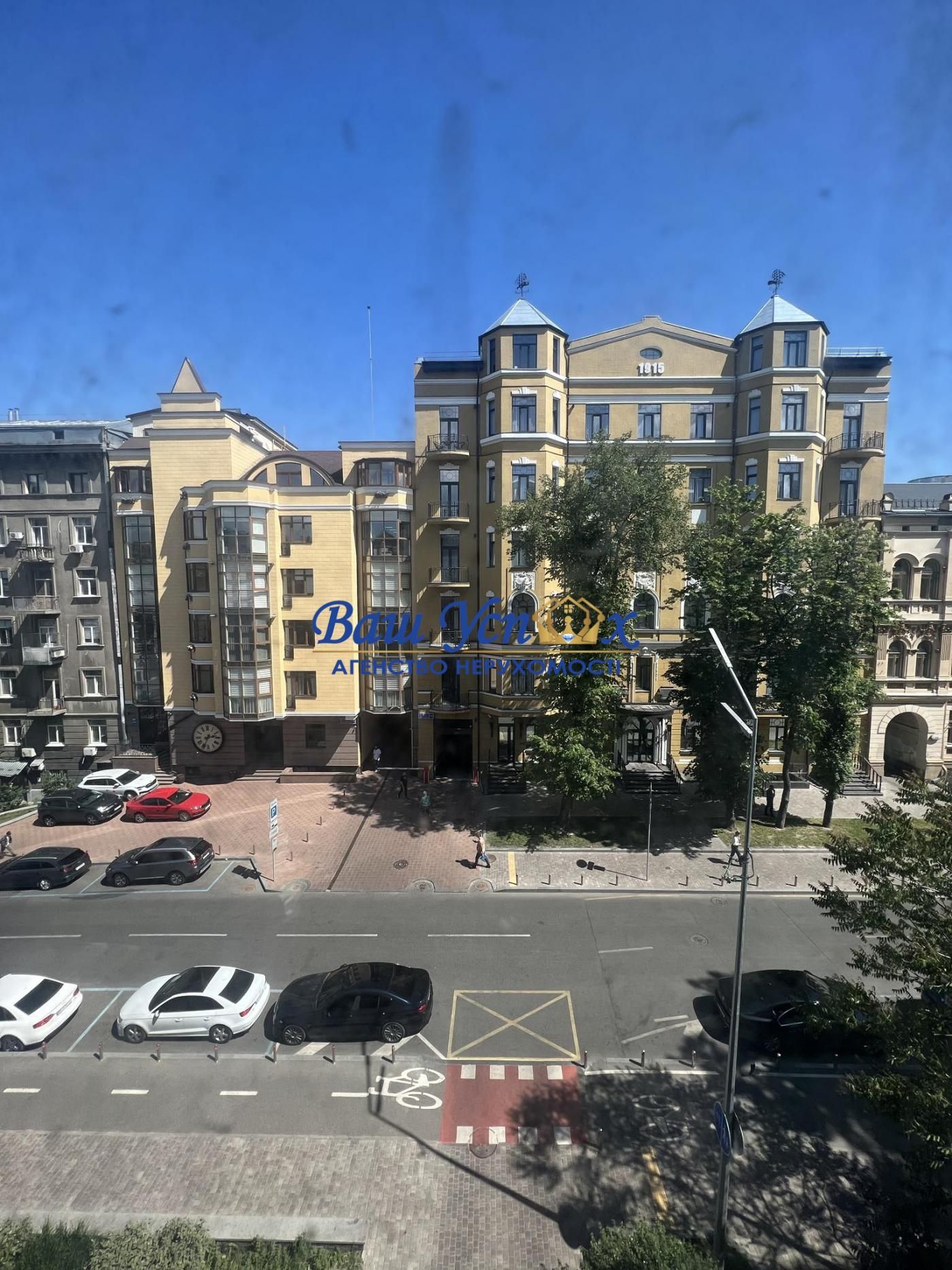 Продажа 3 ком сталинки в центре Киева. ул Ивана Франка