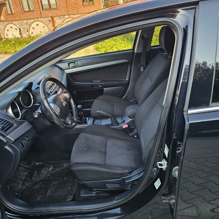 Mitsubishi Lancer 1.6 Ładny Sprowadzony  Alu 18" Ksenon