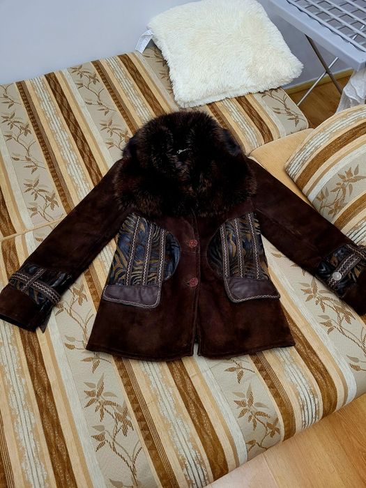 Продам дубленку с мехом лисы