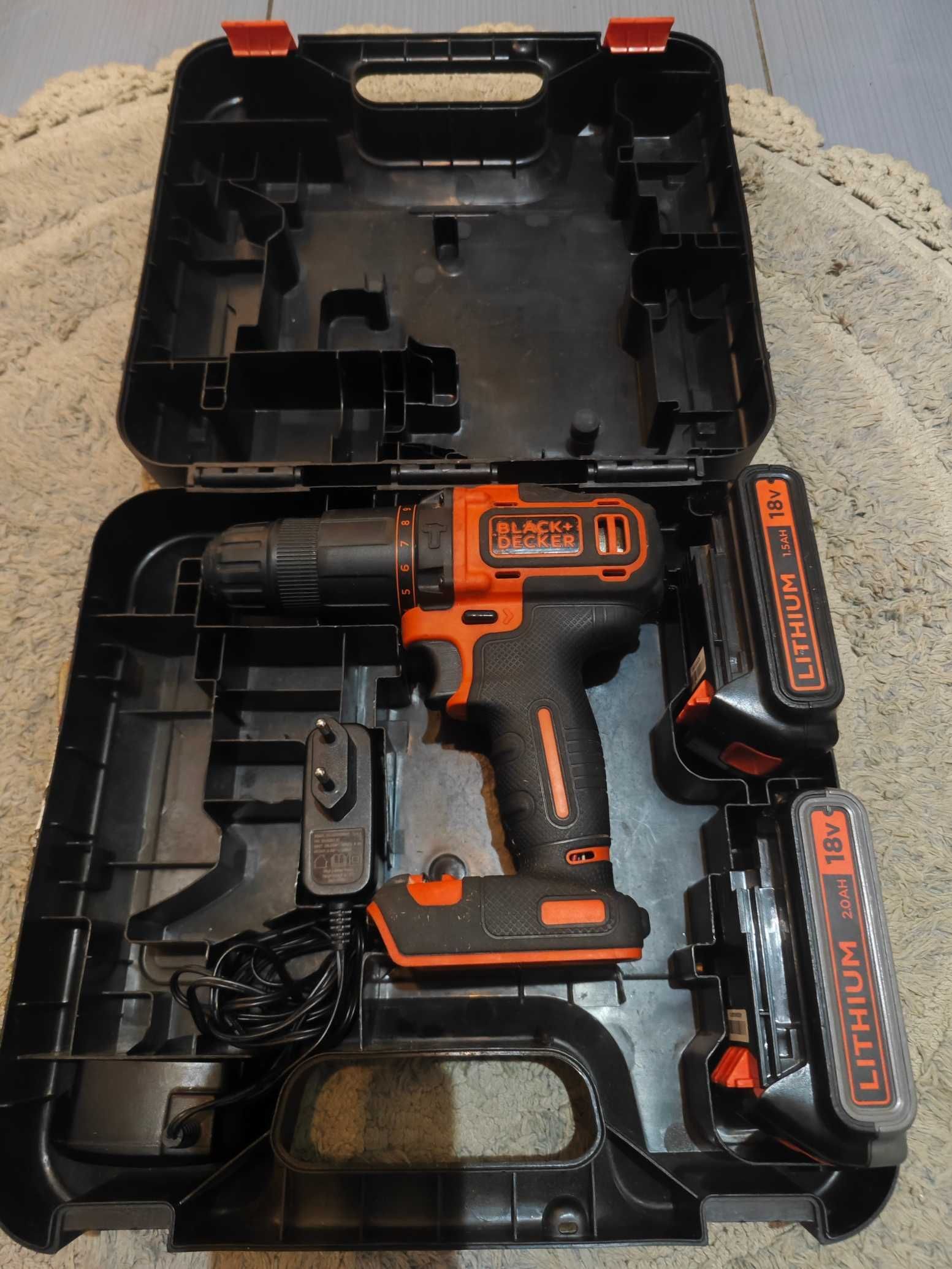 Wkrętarka Black+Decker 18V BDCHD18K-QW 1x1,5Ah i 1x2.0Ah z walizką