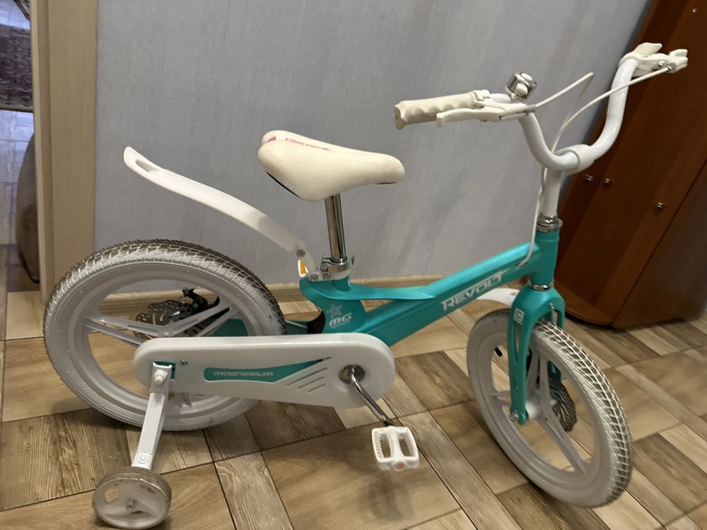 Велосипед дитячий двоколісний 16" CORSO Revolt