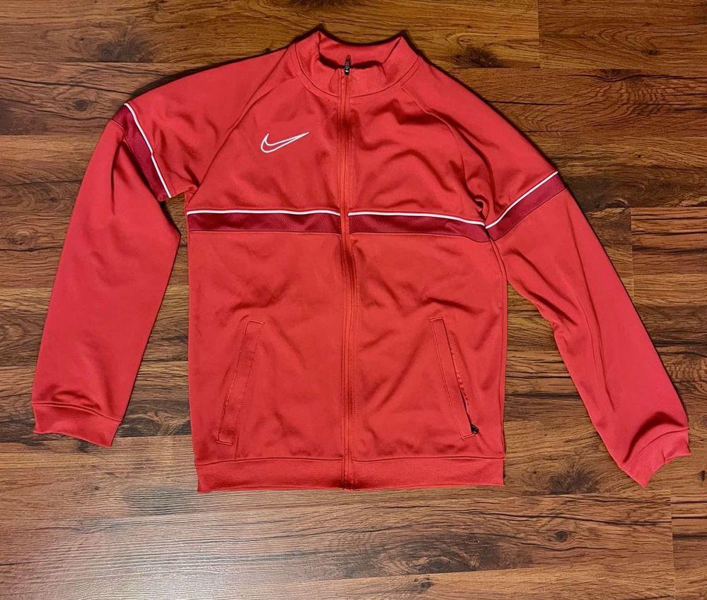 Dres nike 147-158