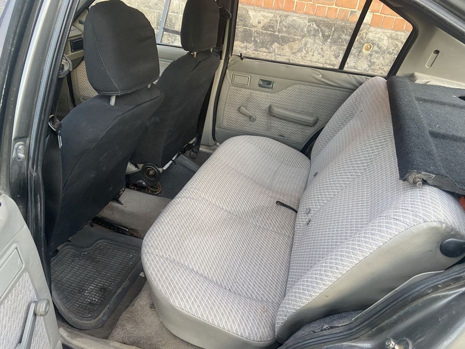 Продаєть опель кадет