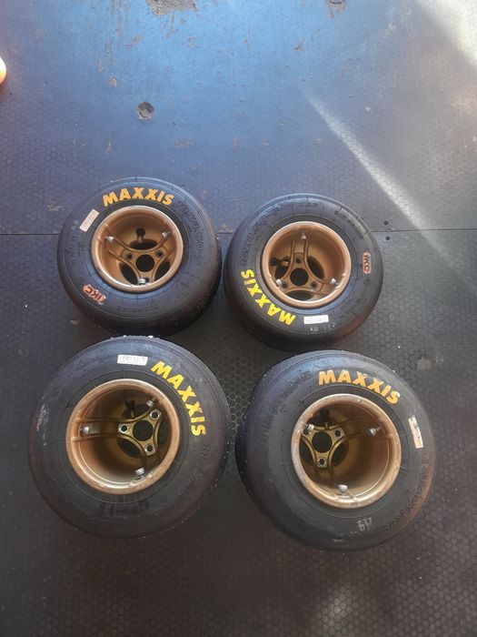 Vendo jantes magnésio OTK