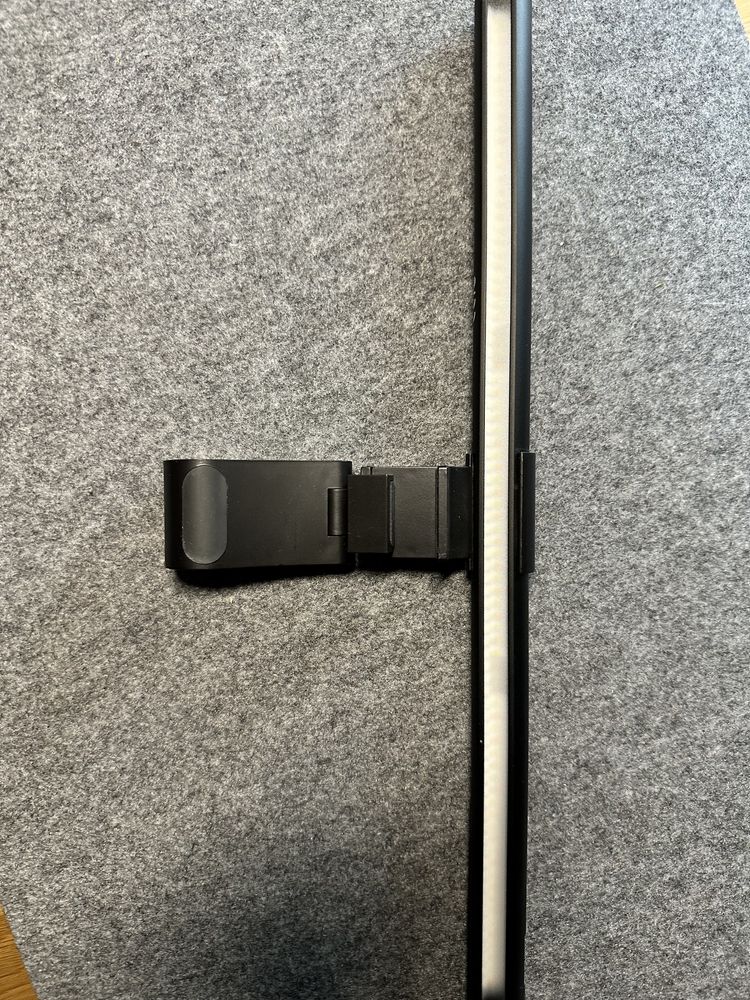 Quntis PHX003D-S – lampa LED na monitor, regulacja jasności i barwy