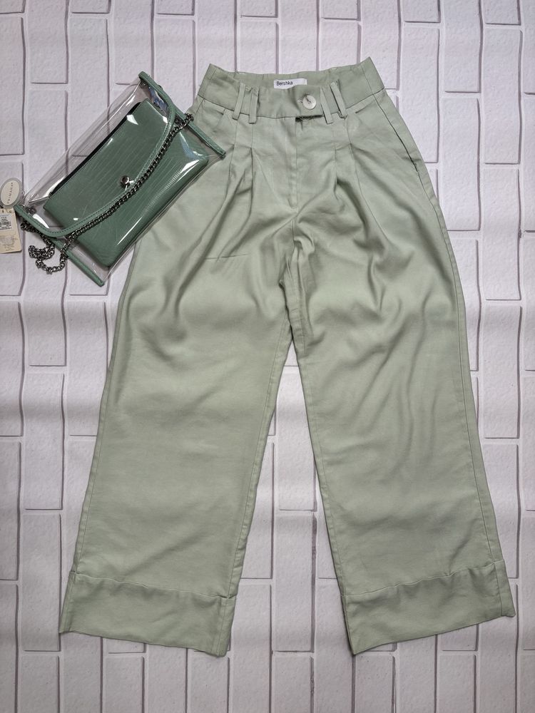 Женские брюки и сумочка Bershka;Primark