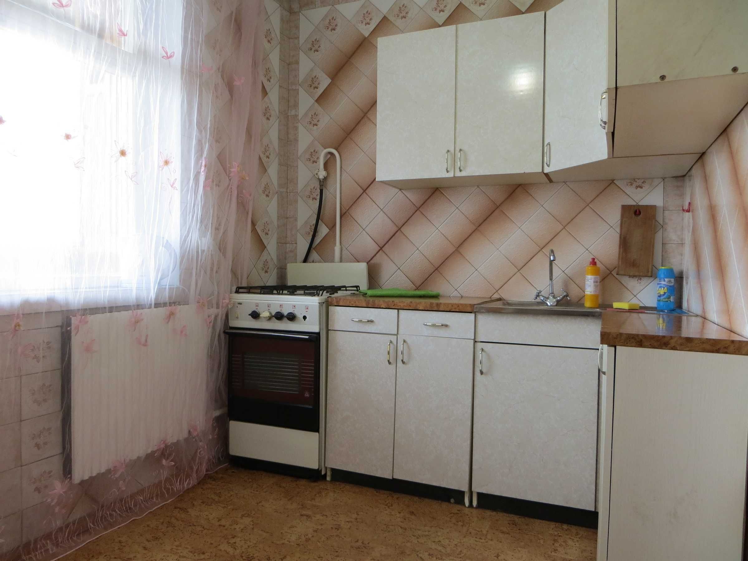 Оболонь.  "Дрімтаун".  метро "Мінська" 1-хв.  Обололонський пр-т-25.