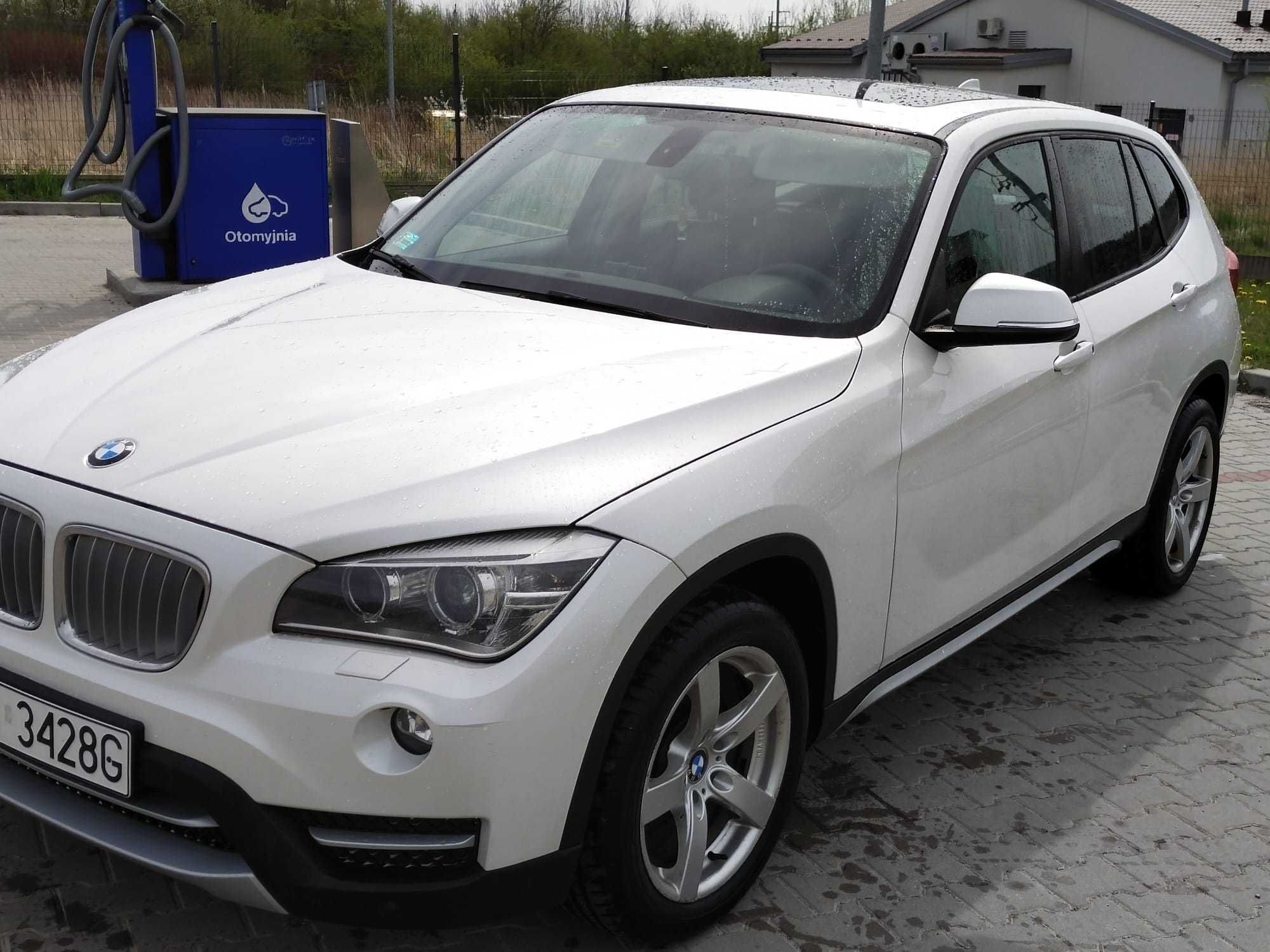 BMW X1, 2013, bixenon, panorama dach, biała perła