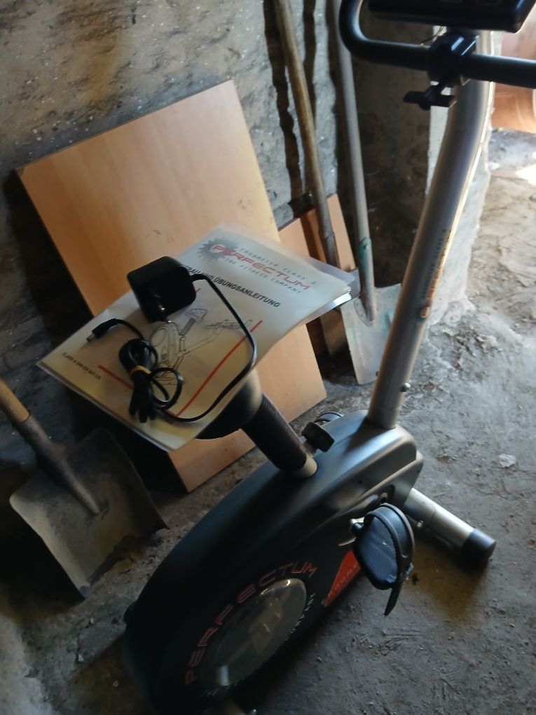 Rower stacjonarny ergometer Perfectum.