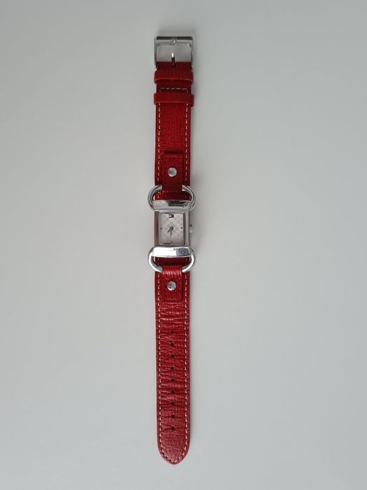 Relógio vermelho Tommy Hilfiger