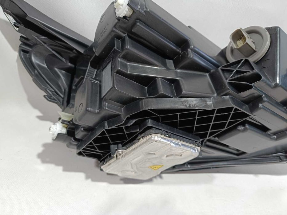 Фара ліва права Chevrolet Equinox 2017-21 та 2022-24