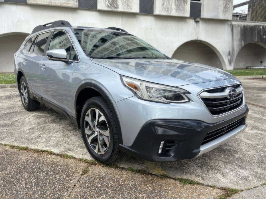 Subaru Outback Limited      2021