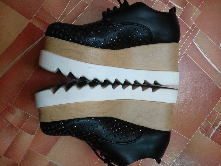 Весняні жіночі туфлі