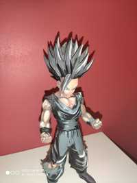 Figurka gohan dragon ball.