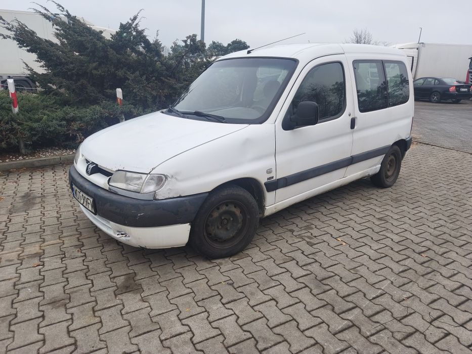 Peugeot partner 2.0 HDi w pełni sprawny hak