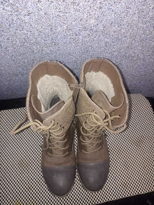 Черевики  утеплені жіночі Rieker 40 р