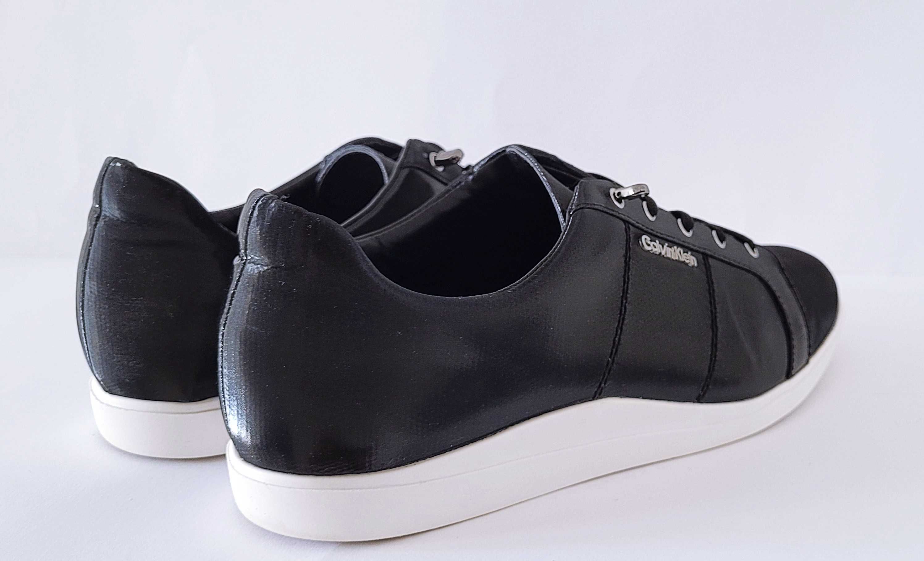 Czarne sneakersy Calvin Klein Sharleen 37