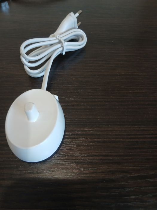 Зарядное устройство Braun  для зубной щетки Oral-B 3557