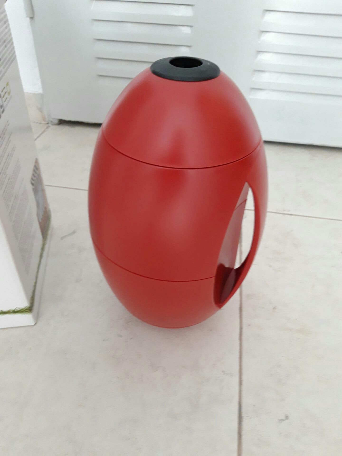 Cooler de vinho - marca Egg- O