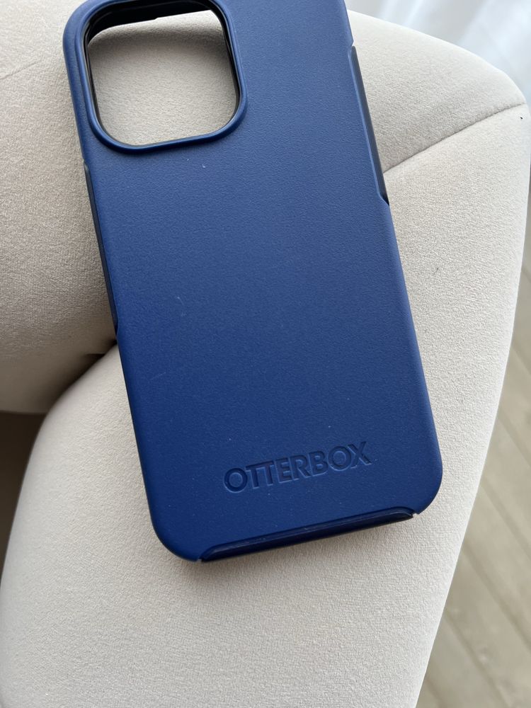 Nowe etui case MagSafe marki OtterBox do Apple iPhone 13 Pro Granatowy