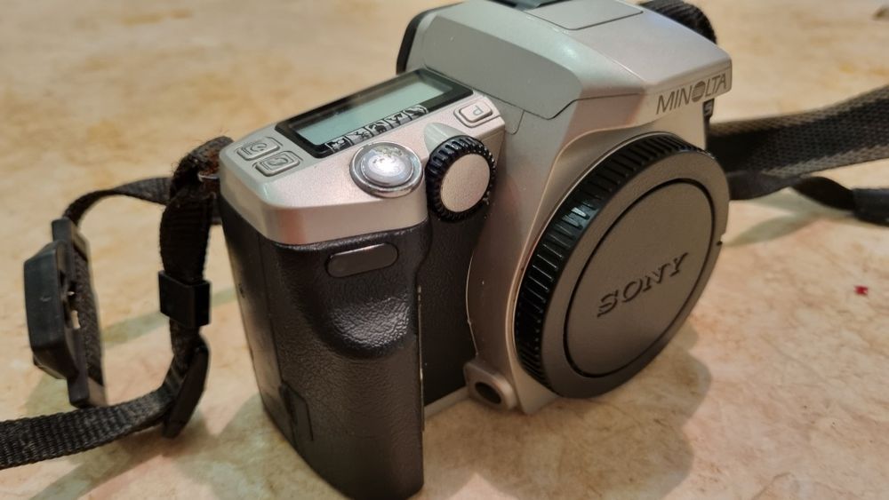 Продам фотоапаратMinolta DYNAX 5