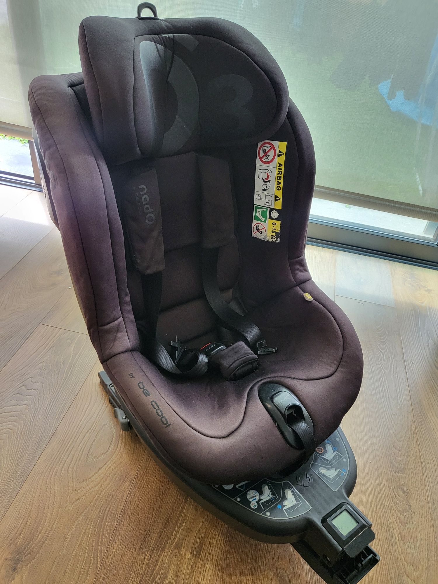 Cadeira Auto Rotativa Nado O3 Isofix