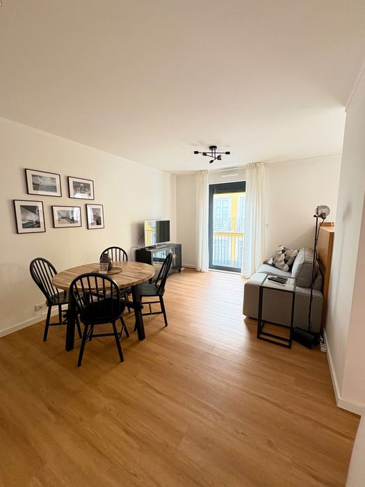 Arrendamento de apartamento t2 na Rua Arco da Graça, 26