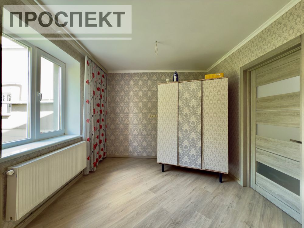 Продам будинок з ремонтом ( Центр). Р-н маг. « Віста».